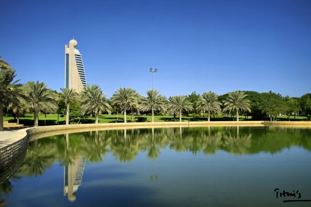 Lake and palm trees, Zabeel Park