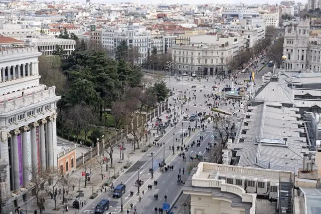 Miguel Cuenca / Pexels / Pexels Licence Paseo del Prado and Cibeles from above (some people in the distance)