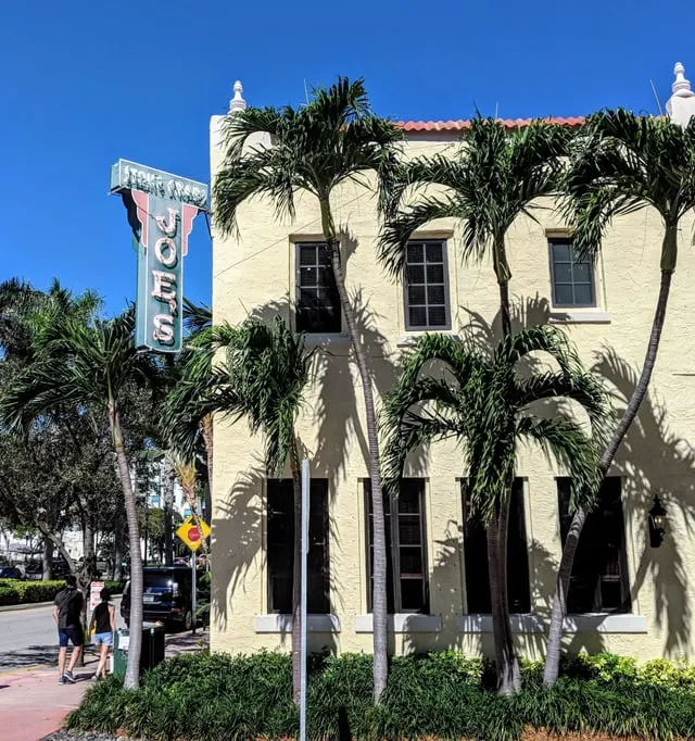 Joe's Stone Crab