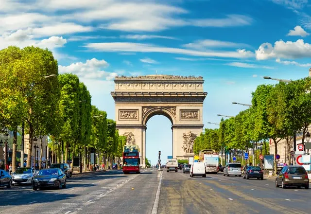 Image licensed from Shutterstock